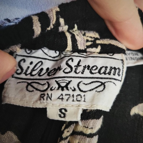 Vintage 90s SILVER STREAM Black & White Floral Skirt - Picture 7 of 8